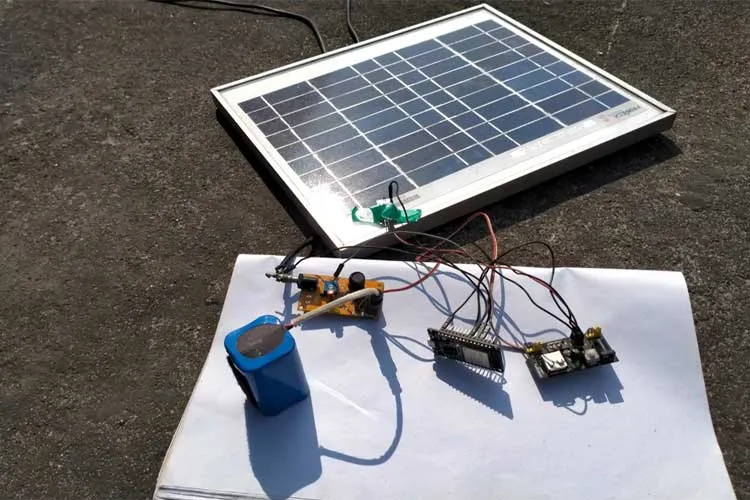 Solar PCB for IoT sensors powering a remote device
