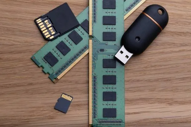 Differences Between MRAM and FRAM