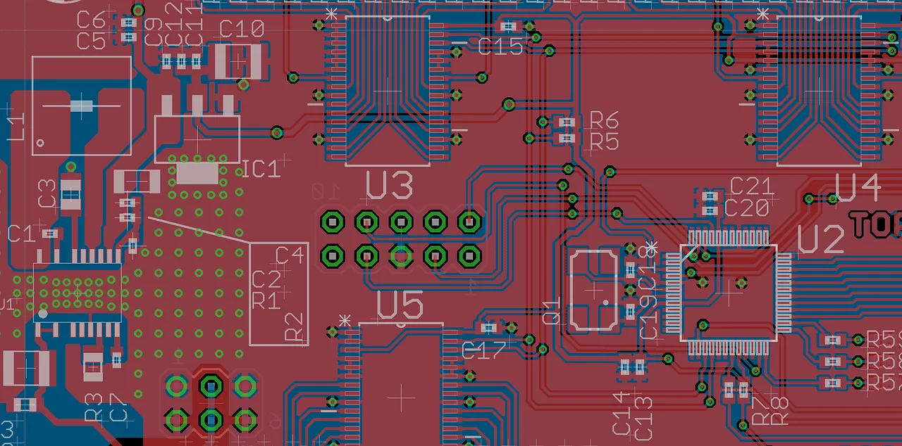 PCB layout with optimized vias and traces for signal loss reduction in DIY design