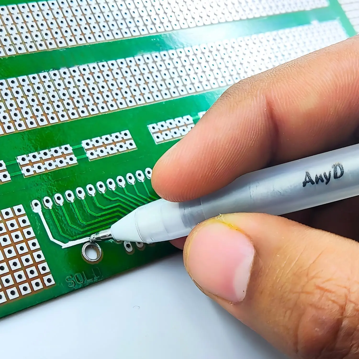 Using conductive pen for PCB trace repair
