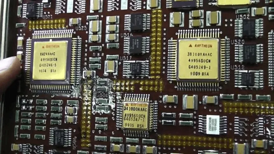 Missile guidance module featuring a compact HDI PCB