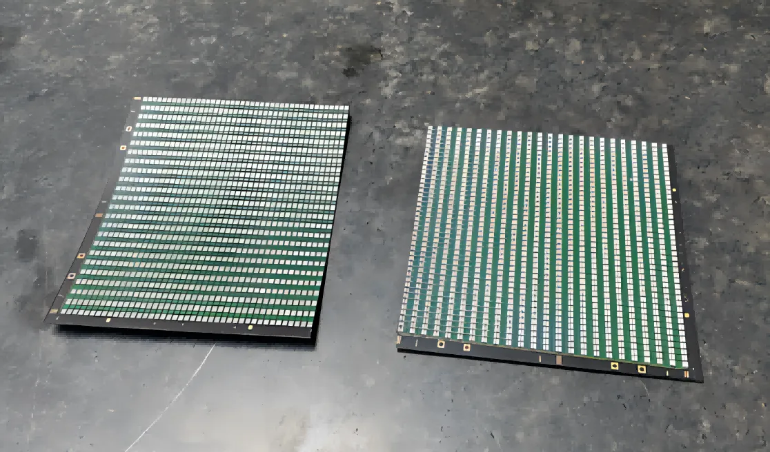Comparison of warped PCB and balanced PCB in manufacturing process