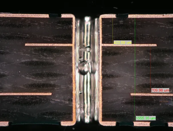 Polishing a PCB sample for microsectioning analysis