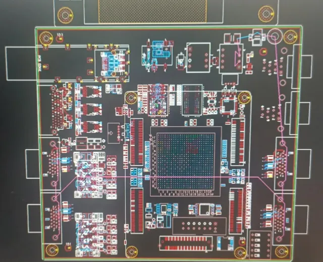 Multilayer PCB design showcasing ground plane for high-speed performance.