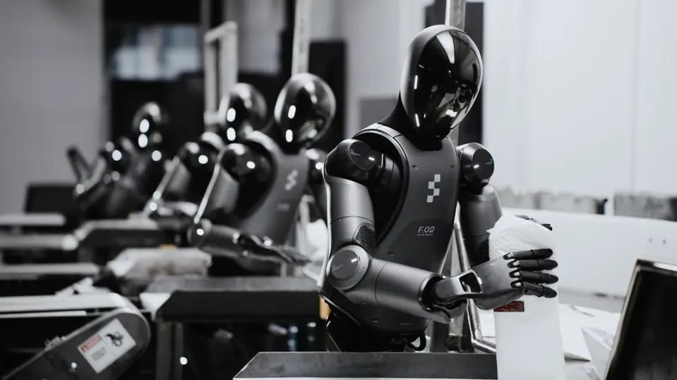 Humanoid Robots Enter Mass Production with GigaDevice Chips