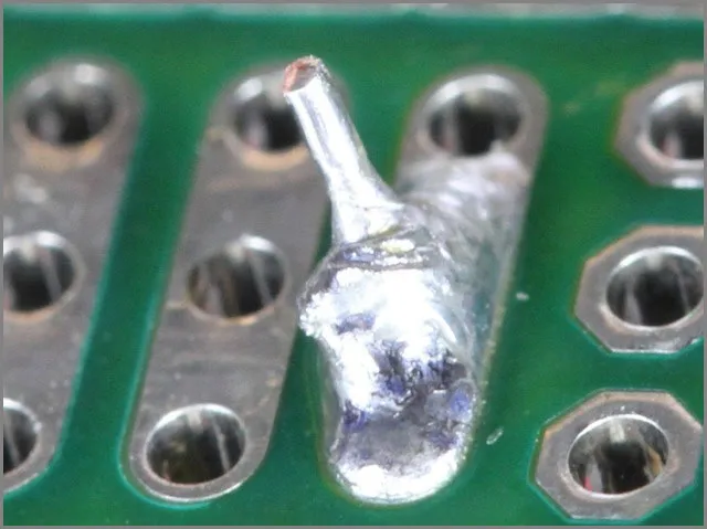 "Common solder paste defects on OSP PCB and corrected version"