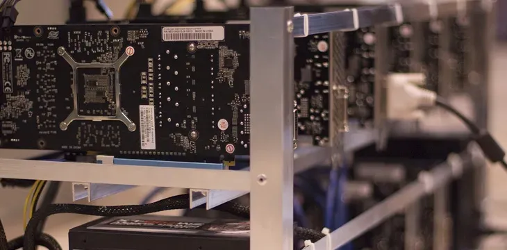 High-power mining rig with advanced PCB cooling solutions for heat management