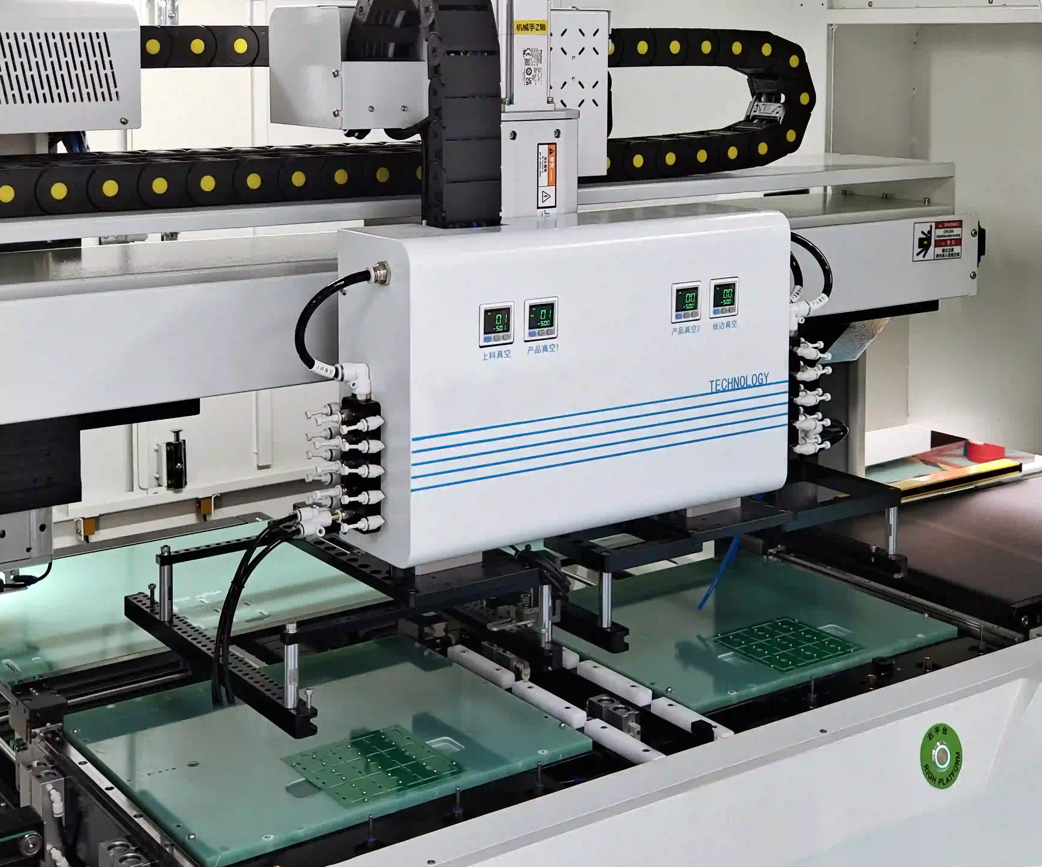 PCB depaneling methods including pizza cutter and CNC router tools