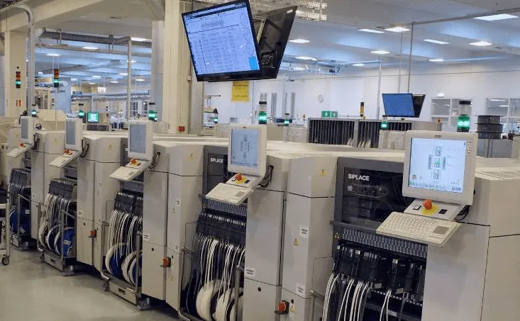 Automated SMT Assembly Line for Cost-Effective PCB Production