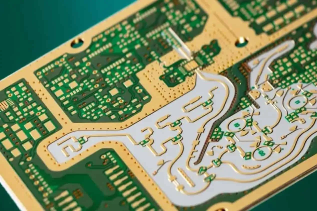 Rogers PCB material for high-frequency drone applications