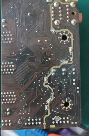 Damaged PCB from harsh environment exposure in oil rig case study