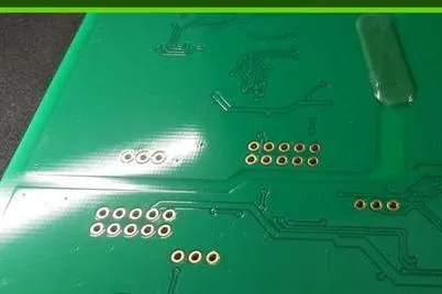 Glossy-Solder-Mask-Finish-Advantages