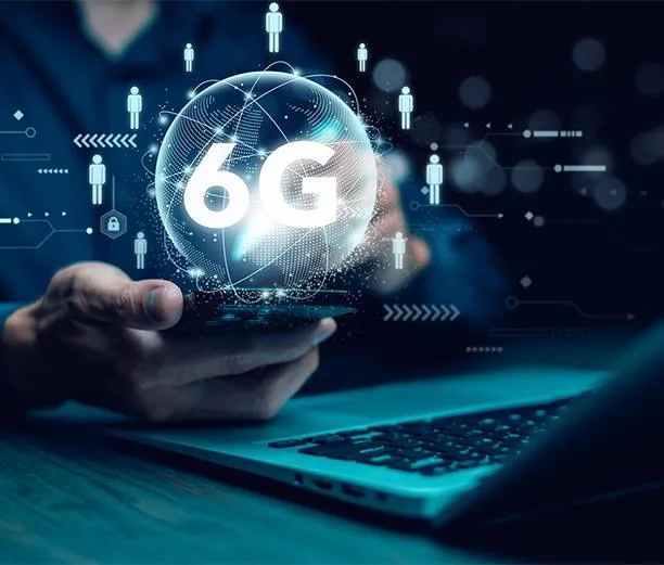 Futuristic mobile phone PCB design for 6G high-frequency applications